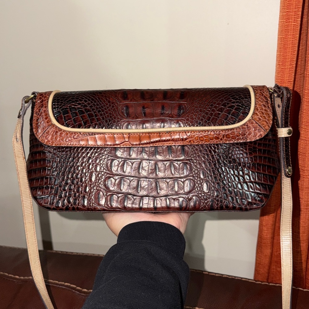 🔥🔥🔥Brahmin Flap Croc Embossed Leather Crossbody Bag